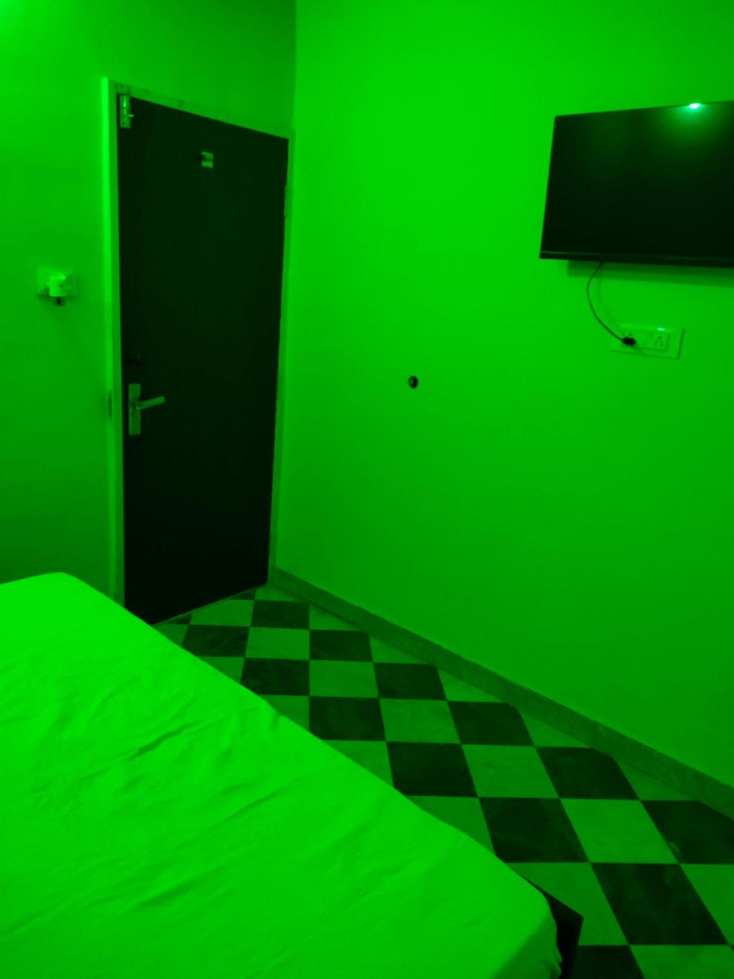 Oyo Palace Hotel Rohtak Kültér fotó